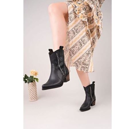 Matin Siyah Cilt Topuklu Bot