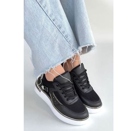 Junda Siyah Cilt Bağcıklı Spor Ayakkabı