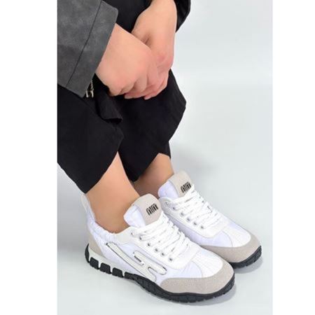 Huer Beyaz Nubuk Bağcıklı Spor Ayakkabı