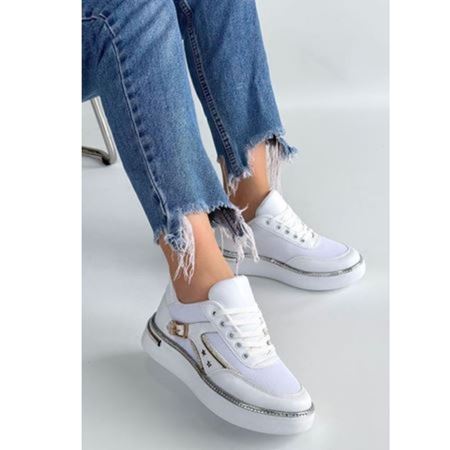 Junda Beyaz Cilt Bağcıklı Spor Ayakkabı