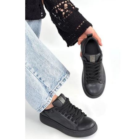 Yier Siyah Cilt Bağcıklı Spor Ayakkabı