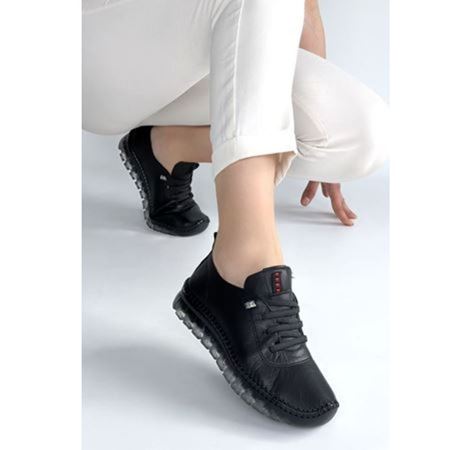 Jiten Siyah Deri Bağcıklı Spor Ayakkabı