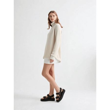 Sinna Siyah Rengi Bantlı Kalın Taban Spor Kadın Sandalet