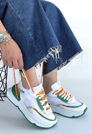 Aleh Beyaz Cilt Yeşil Detaylı Çift Bağcıklı Spor Ayakkabı